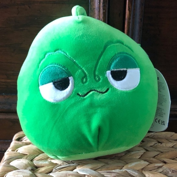 Squishmallows x Disney: Tangled: Pascal Camilion 6.5” - Picture 1 of 5